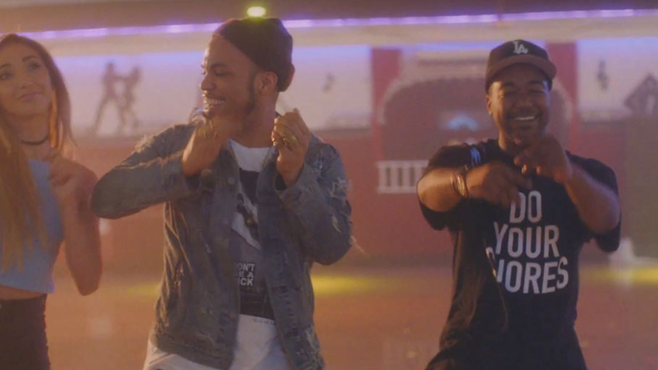 Rollerskating music vids we’re loving RN